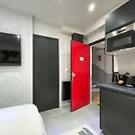 Urbanflat 11 - Grand Pereire Wagram - Champs-elysees Appartamento Parigi