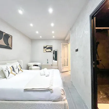 Апартаменты Urbanflat 11 - Grand Pereire Wagram - Champs-elysees Париж