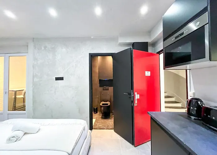 Urbanflat 11 - Grand Pereire Wagram - Champs-elysees Апартаменты *