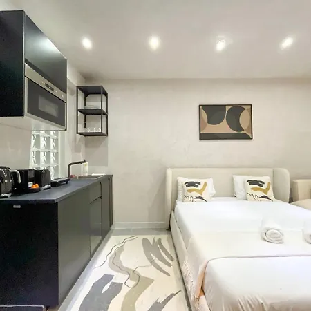 Urbanflat 11 - Grand Pereire Wagram - Champs-elysees Apartmán *
